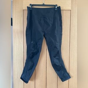 Fabletics SYNC HIGH-WAISTED PERFORATED 7/8 leggings, NWT
